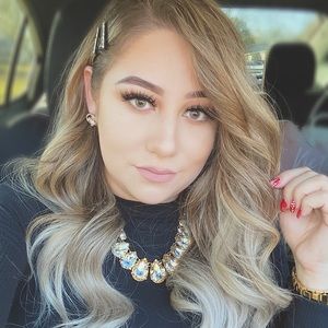 Meet your Posher, Lexi